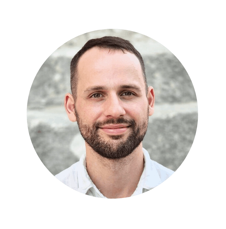 Porträt von Jakob Essen, Dipl. Osteopath D.O., Heilpraktiker und Physiotherapeut, in Pegeia, nahe Coral Bay und Paphos, Zypern – ganzheitliche osteopathische Behandlung, Physiotherapie und manuelle Therapie